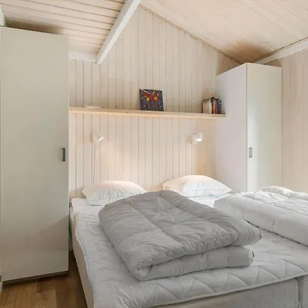 Tv1598-jerup-kippen-32 * Jerup